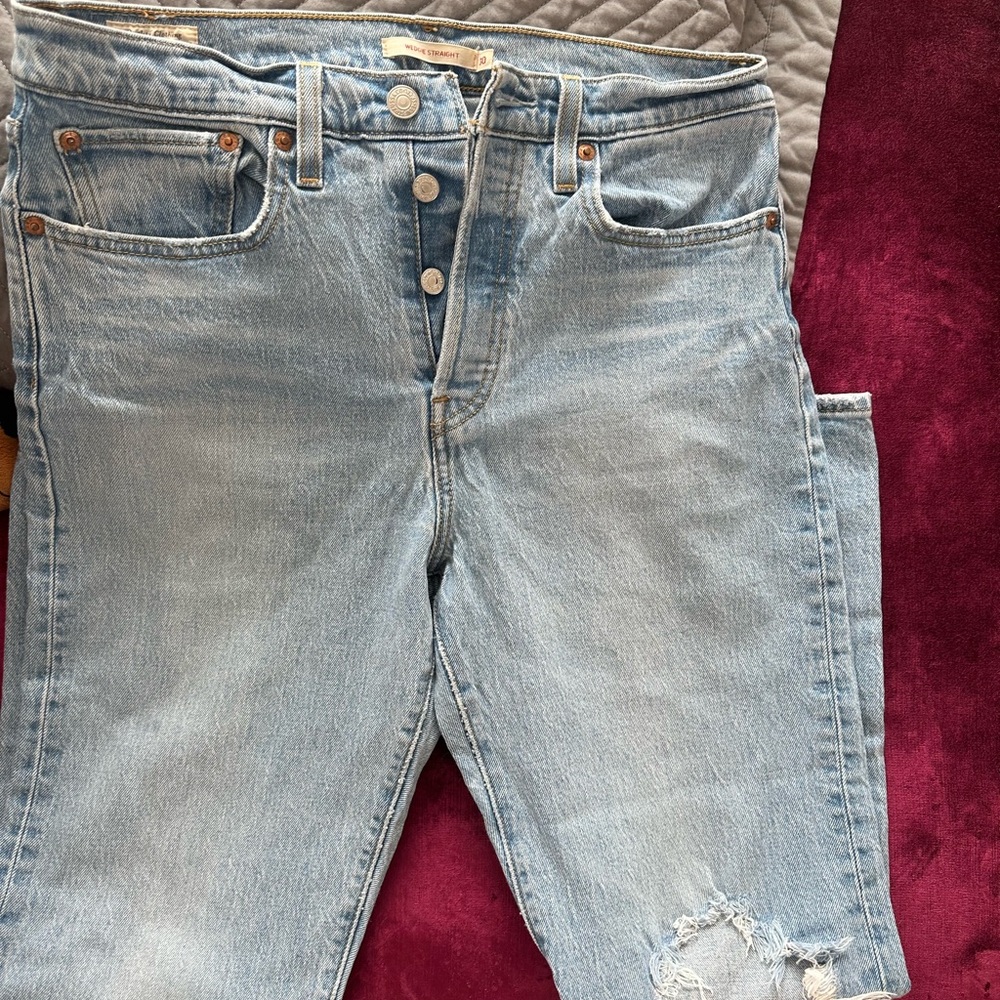 Levi Wedgie straight jeans